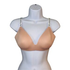 Victoria's Secret T-Shirt Lightly Lined Wireless Wide Logo Strap Bra 32D NWT